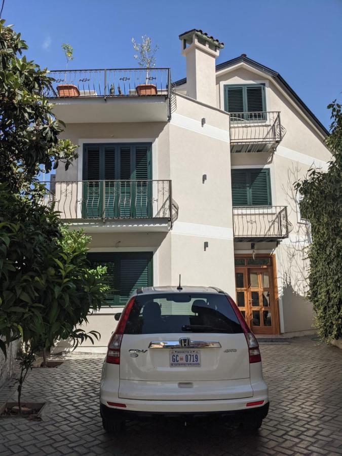 Condesa Bed & Breakfast Tirana Exterior foto