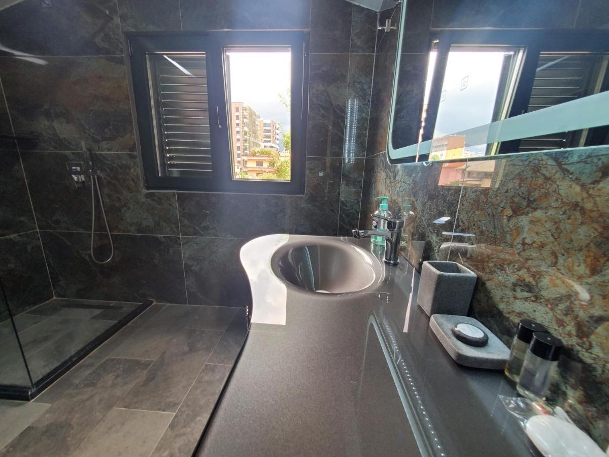 Condesa Bed & Breakfast Tirana Exterior foto